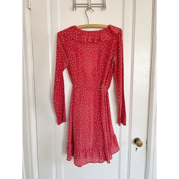 Réalisation • The Alexandra wrap silk mini dress Red Star print ruffled - Picture 12 of 15